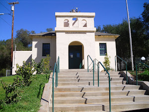 De Luz School house