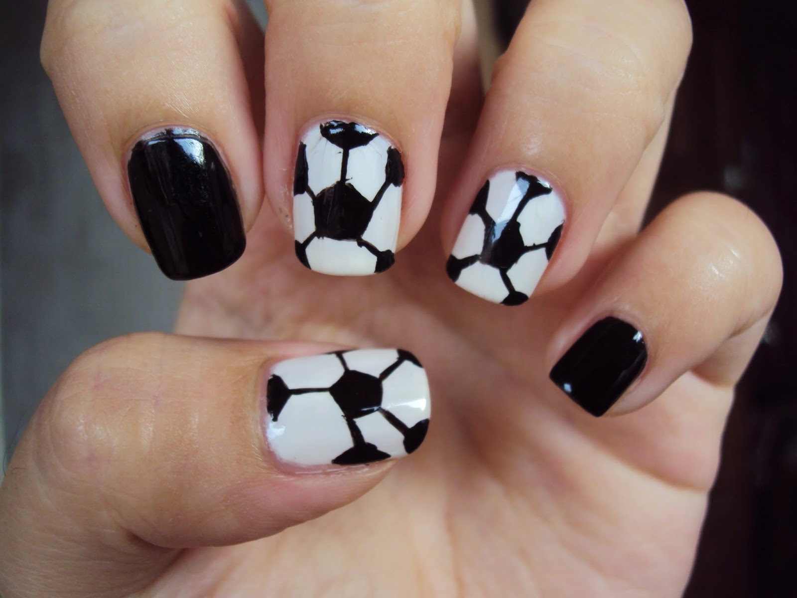 soccer ball toe nail art