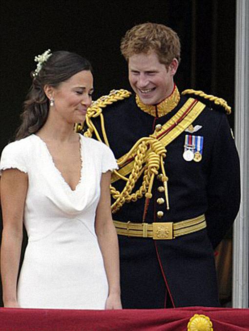 Foto Mesra Panggeran Harry dan Pippa Middleton - FaceLeakz