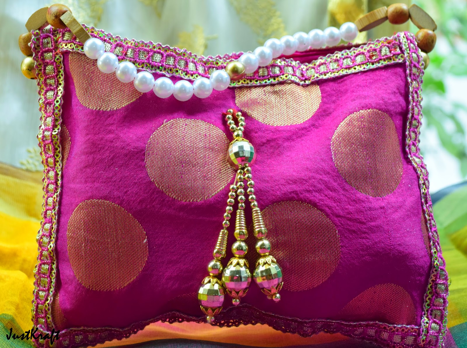 designer potlis bags