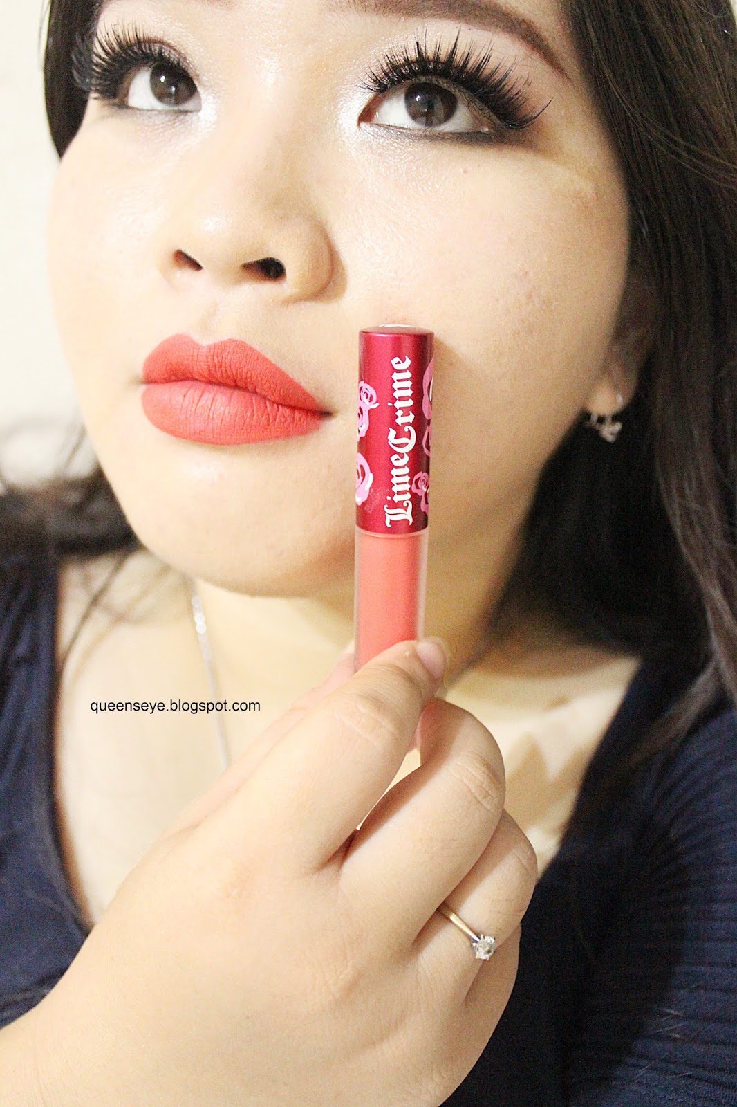 LIME CRIME Velvetines "Suedeberry" .