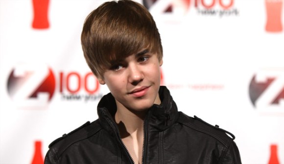justin bieber hot photos 2011. Justin Bieber 2011 Cool Hot