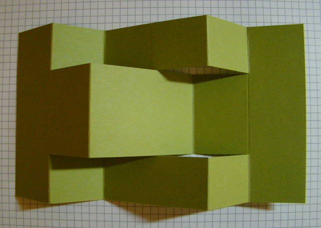 qbee s quest secret garden tri fold shutter card tutorial tri folded cards
