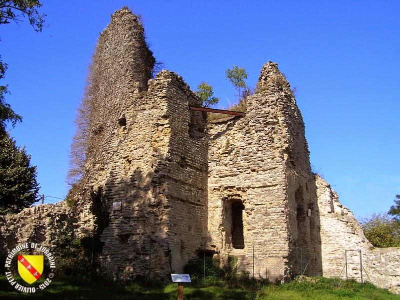 NOMENY (54) - Château-fort