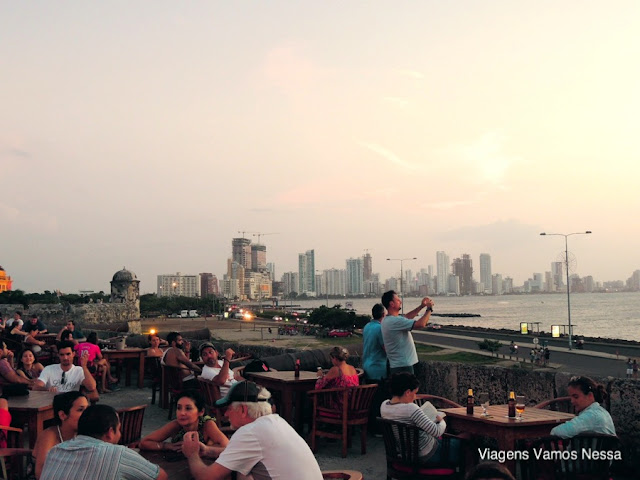 Baluarte de Santo Domingo e Cafe del Mar