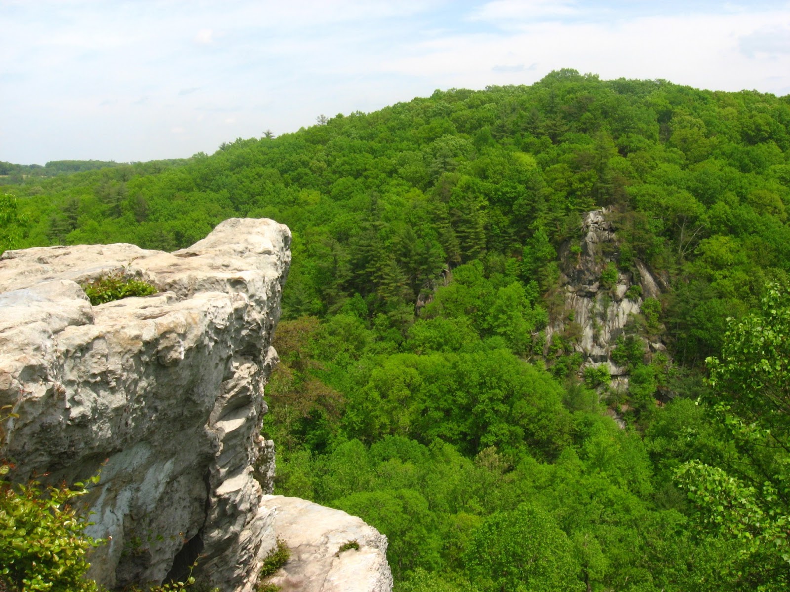 Hiking Shenandoah Rocks State Park