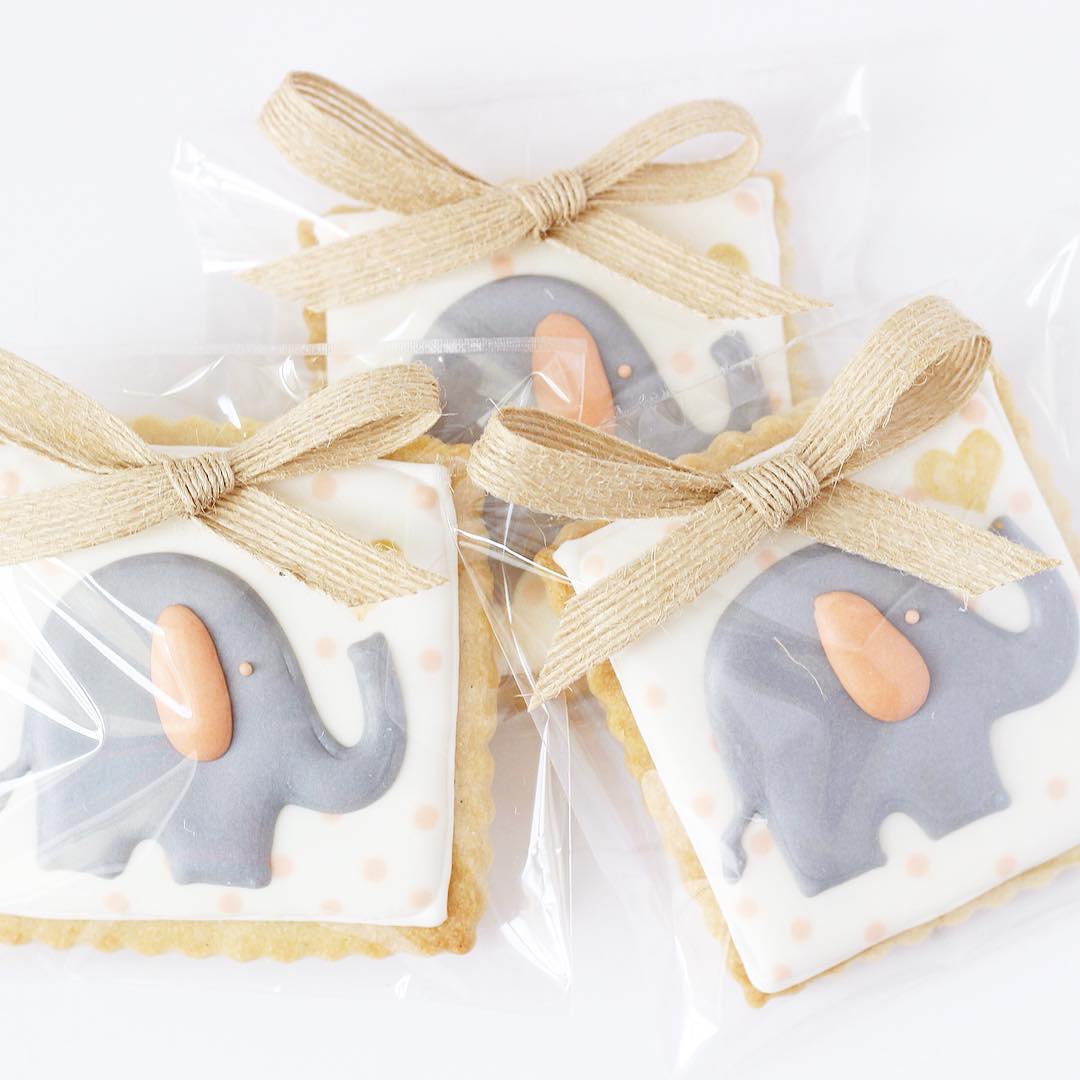 Muchocrafts Diy Baby Shower Treat Bags Tutorial Diy Baby Shower Treat Bags Tutorial