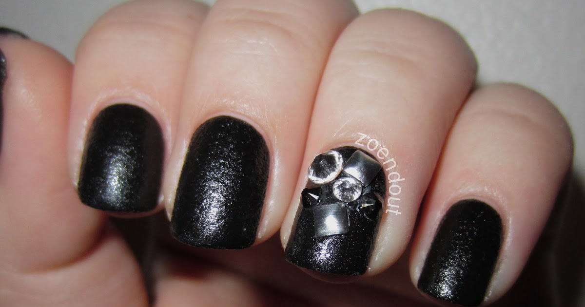 Zoendout Nails Nails Inc. Bling It On Rebel Leather Effect Nail Kit