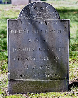 Gravestone of Deborah (Fearing) Leavitt (d. 1789), wife of Joshua Leavitt, Hingham Center Cemetery, Hingham, Massachusetts. Source: http://www.flickr.com/photos/el_ramon/3582867371/in/set-72157614131871676/