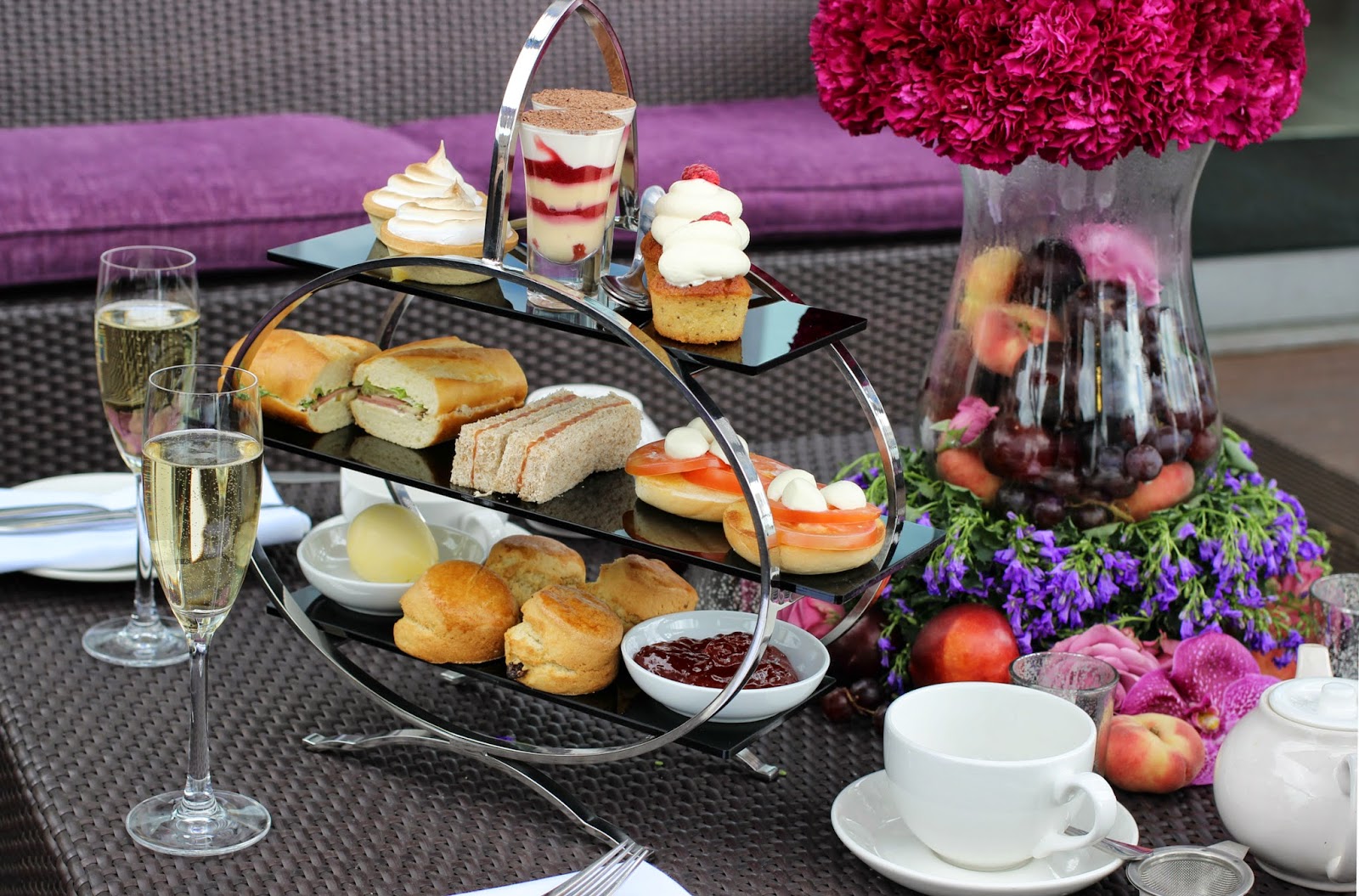 The Afternoon Tea Club Review Urban Afternoon Tea, Hilton Doubletree