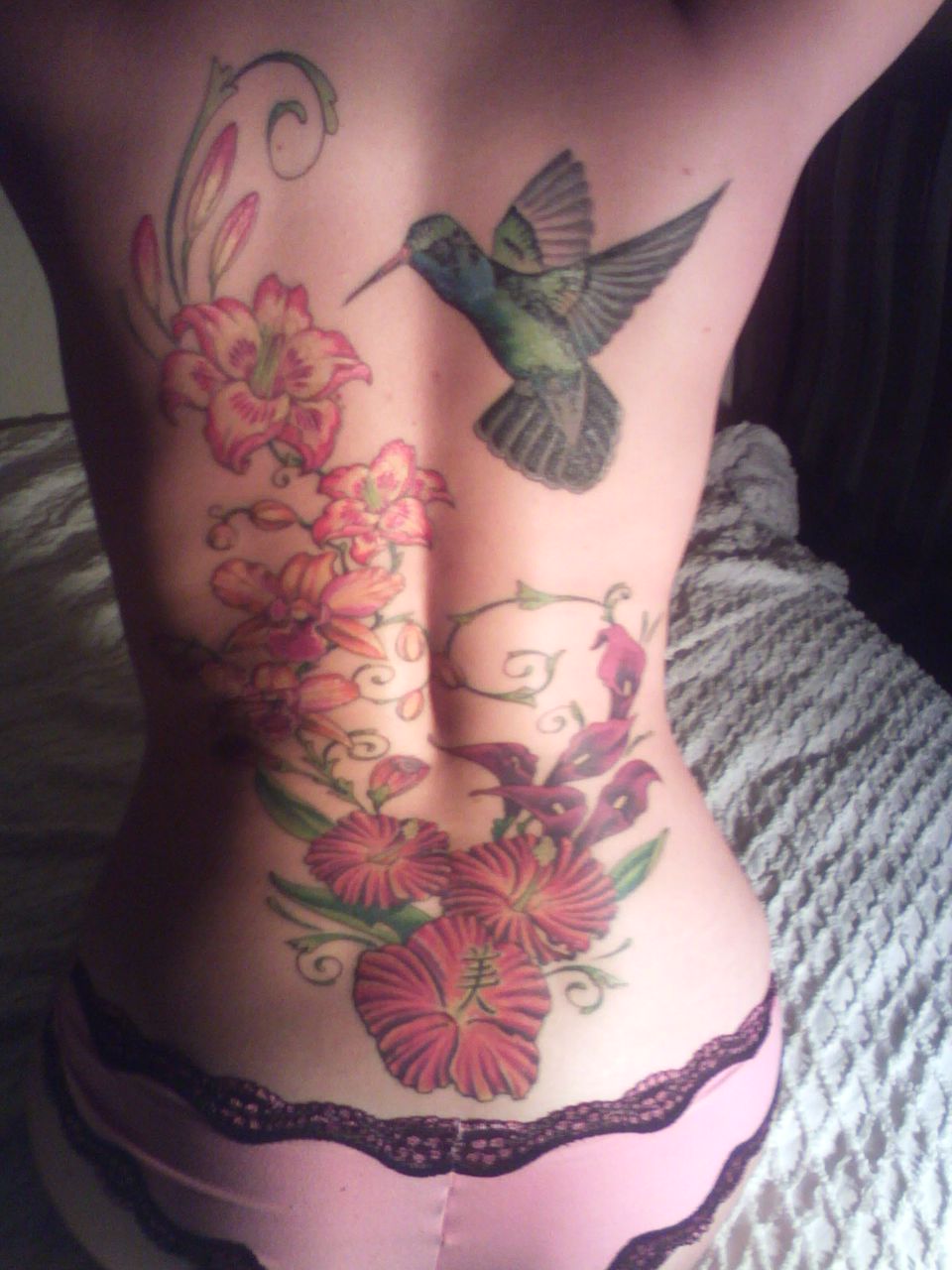 humming bird tattoos hummingbird tattoos with flowers humming bird tattoos hummingbird tattoos with flowers
