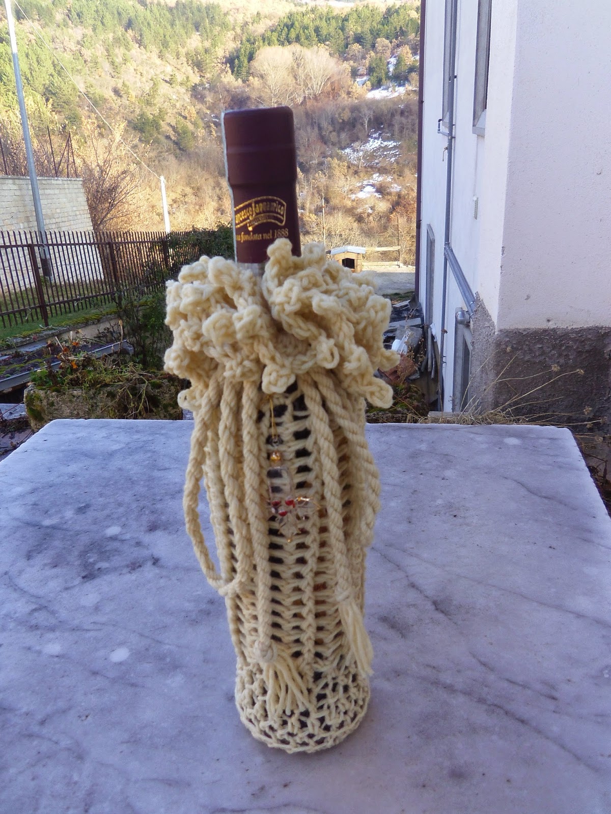 I campi di mais: il vestito buono della festa (tutorial copri ... Lampade Uncinetto decorazione