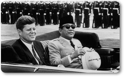 peci dan soekarno peci menjadi identitas indonesia