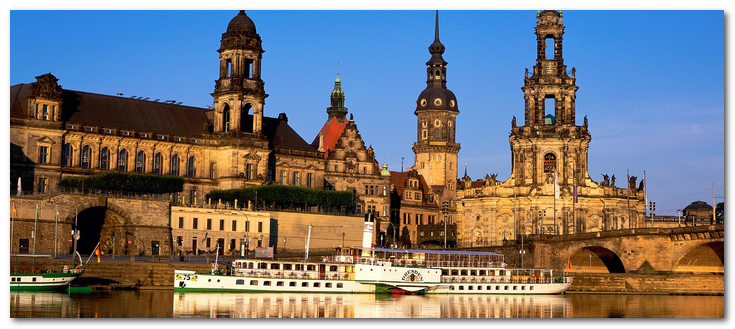 [Image: ve-may-bay-di-duc-27.png]