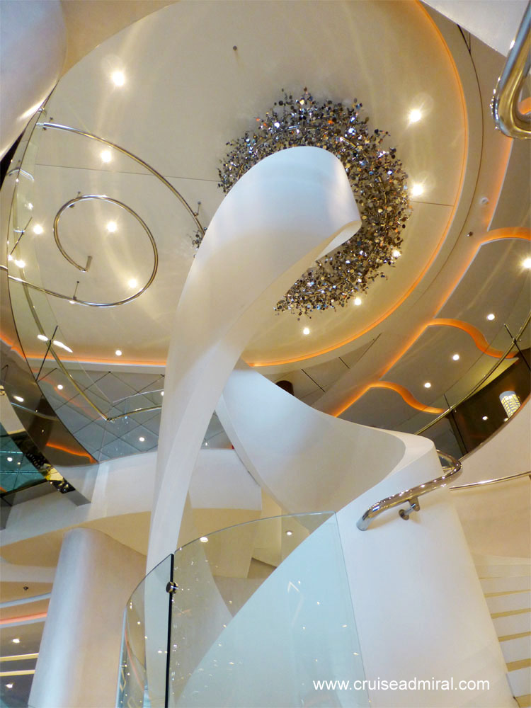 Таинственный Mein Schiff 3 (5*-) Kруиз загадок и разгадок