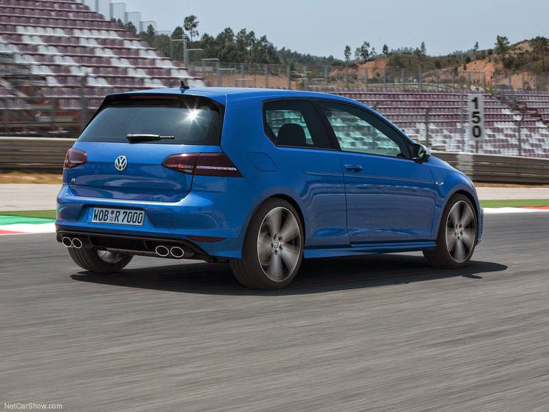 VW Golf R - foto traseiro de 2014 VW Golf R - foto traseiro de 2014