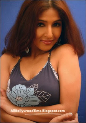 Bangladeshi actress Salma Rosey