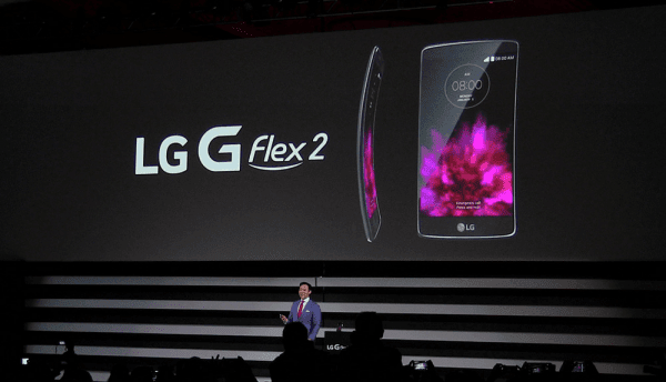 إل جي تكشف عن هاتفها بالشاشة المنحنية G Flex 2 إل جي تكشف عن هاتفها بالشاشة المنحنية G Flex 2