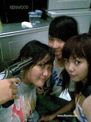 tiga cewek,abg,lesbian