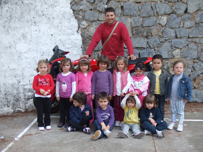 EL PRIMER DIA D'ESCOLA: UNA NOVA FORMA DE VEURE LA VIDA