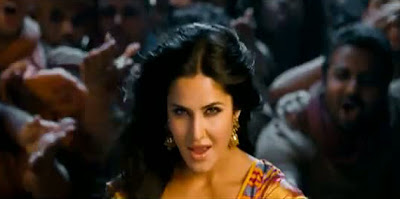 Katrina Kaif as Chikni Chameli in 'Agneepath' Katrina Kaif as Chikni Chameli in 'Agneepath'