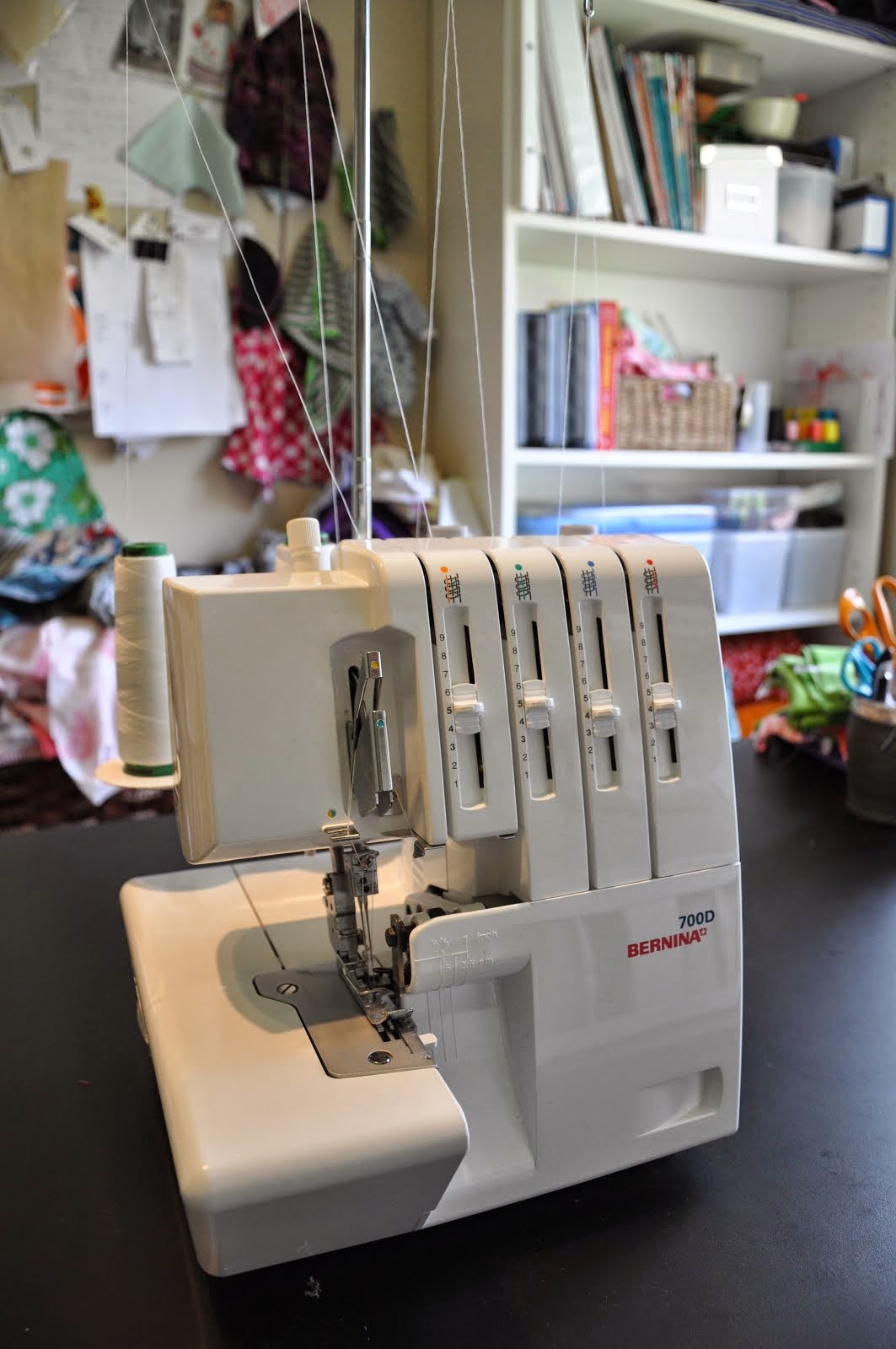 Min overlocker - Bernina 700 D