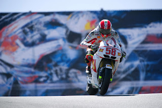 Motorsport community mourns Simoncelli Motorsport community mourns Simoncelli