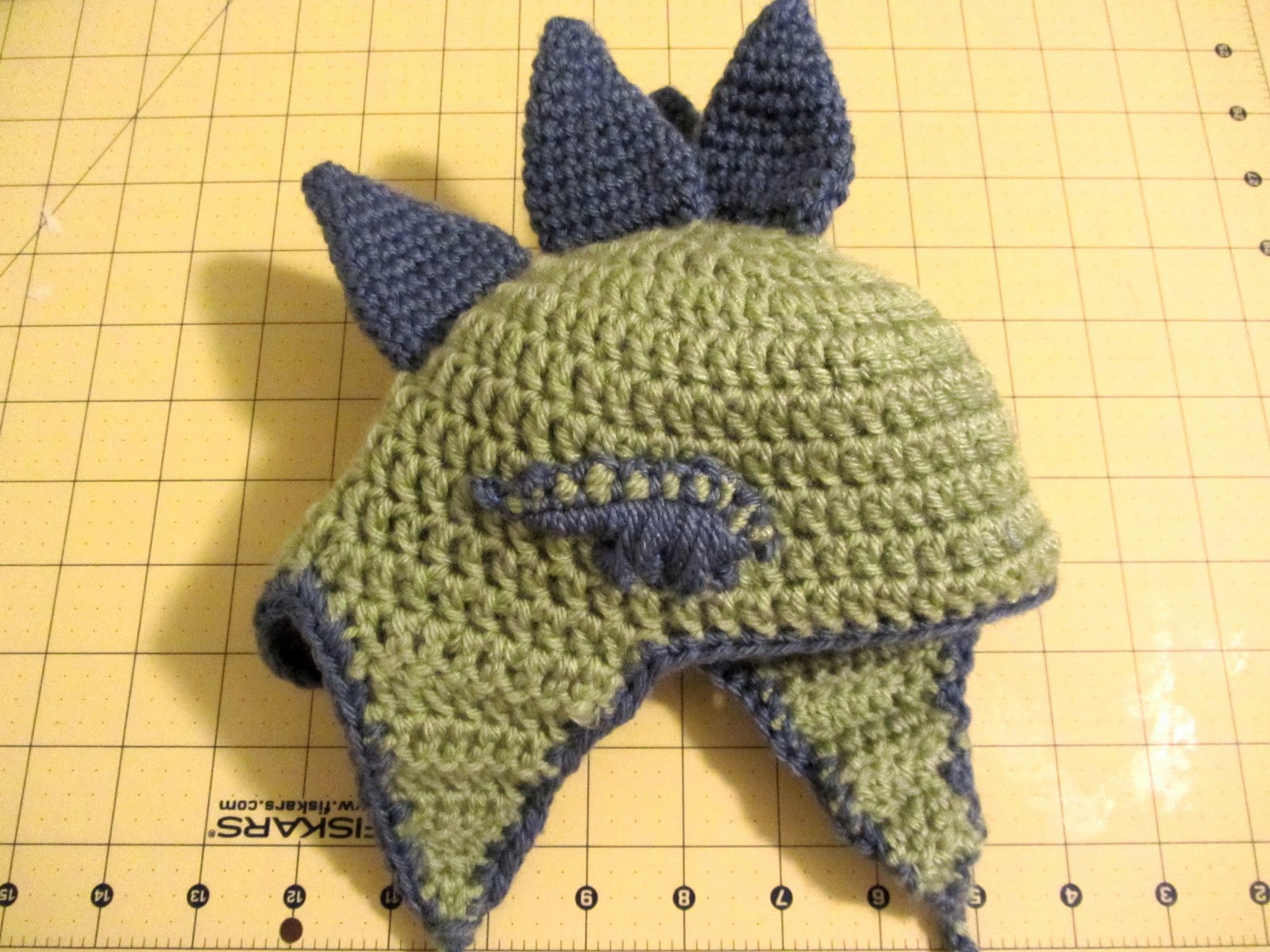 Bright and Shiny - Lovely and Good: Crochet Dinosaur Hat