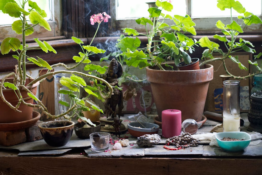 Moon to Moon The Yoga retreat home of... Paul Manza