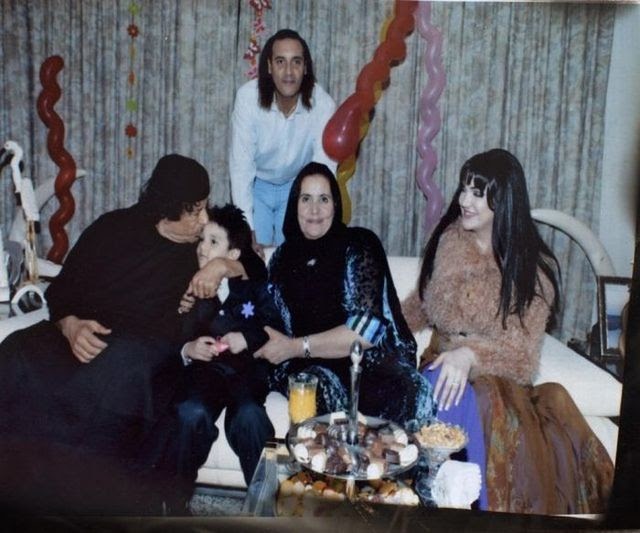 Muammar Gaddafi Family Pictures | Wallpaper Hungama