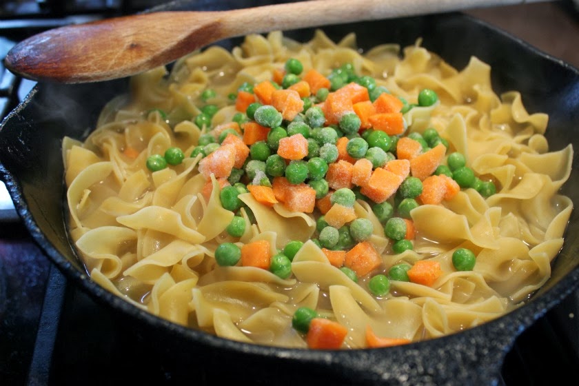 Comfy Cuisine Home Recipes from Family & Friends Skillet Tuna & Noodles