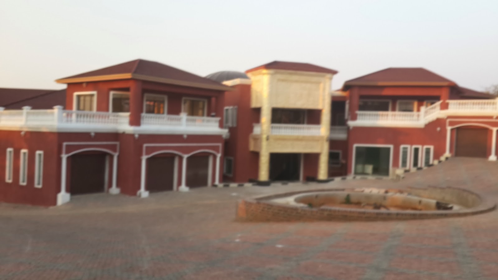 Luxury Mansions & Celebrity Homes Ultra Luxury Mansions in Carrick