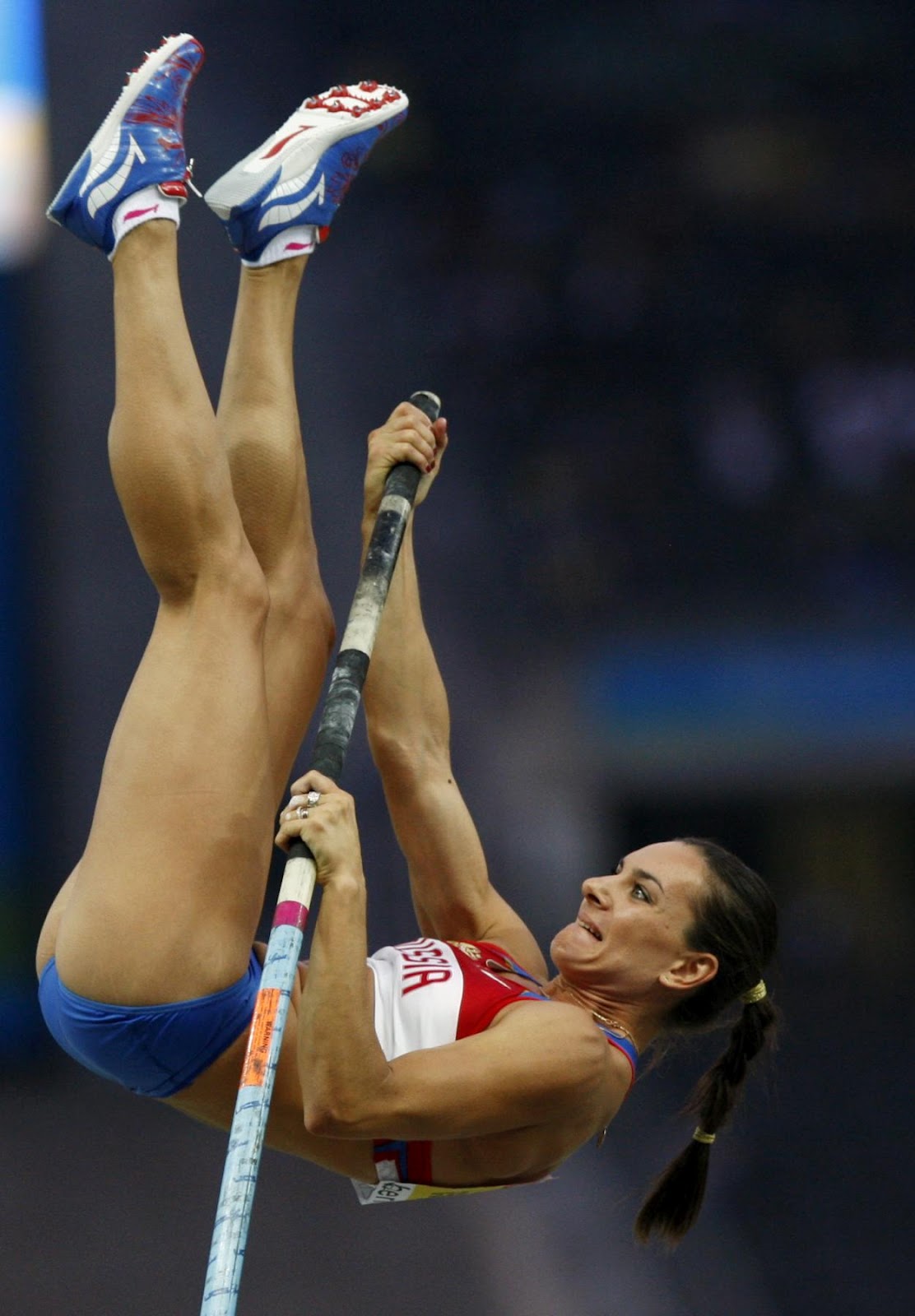 http://4.bp.blogspot.com/-ngzTsacRUto/UCN7NUqAfzI/AAAAAAAAMBk/IDBUfDqgqpg/s1600/Yelena+Gadzhievna+Isinbayeva+(8).jpg