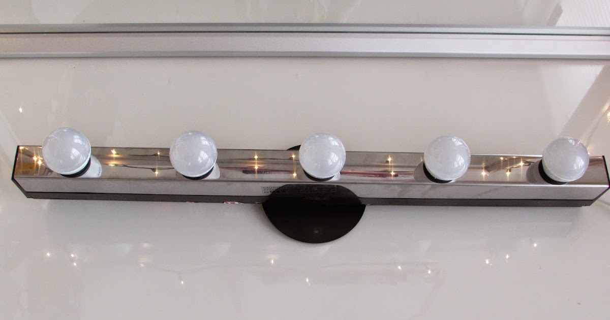 Beauty By Genecia: DIY Hollywood Vanity Light Mirror DIY Room Decor Easy, Cheap, & NO DRILLING!