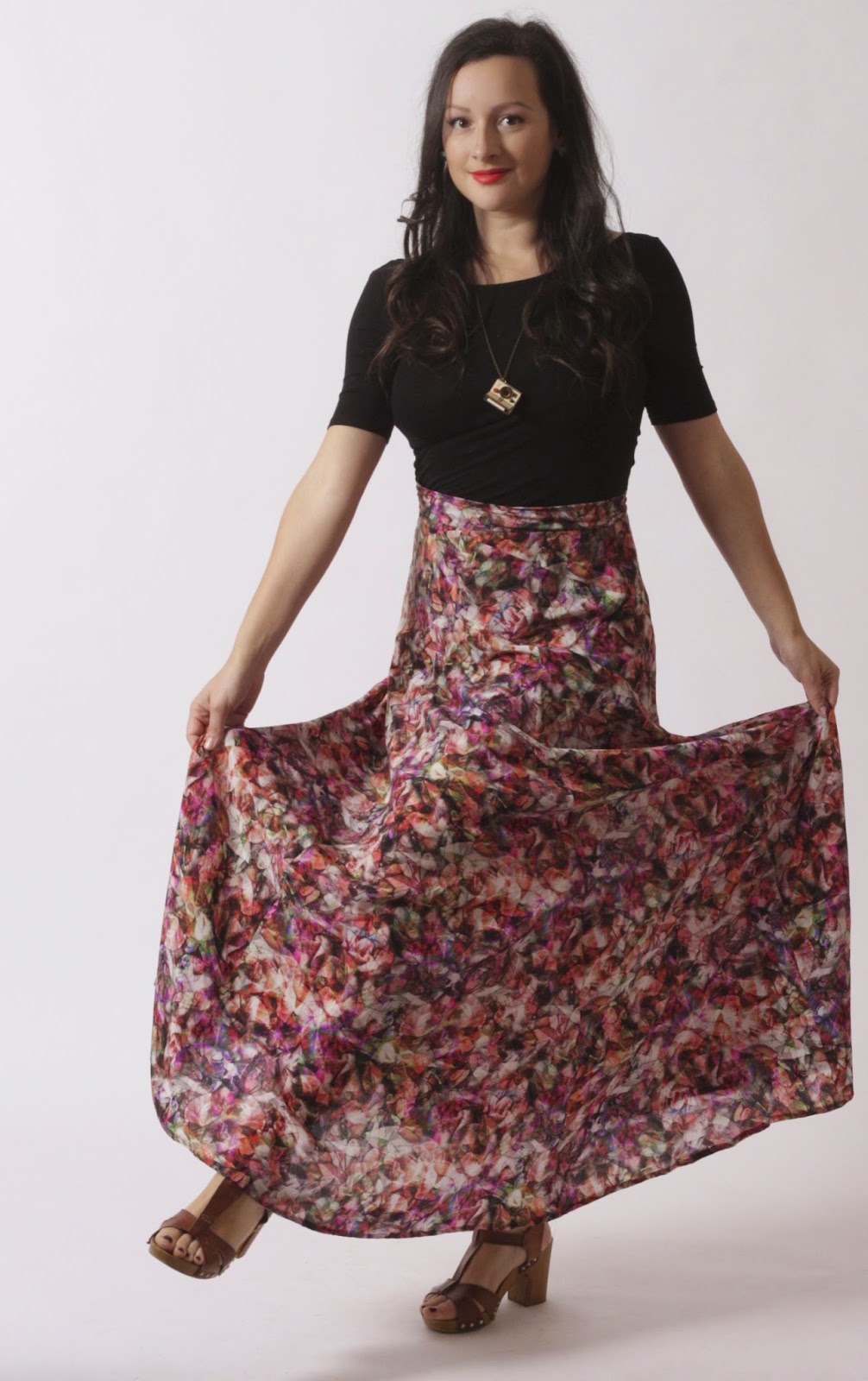 Julia Bobbin - The Gabriola Maxi Skirt by Sewaholic Patterns