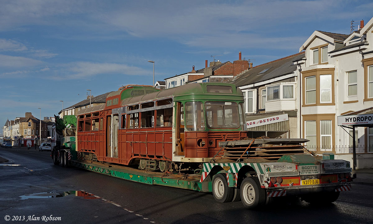 Blackpool Tram Blog Coronation 663 returns to Rigby Road