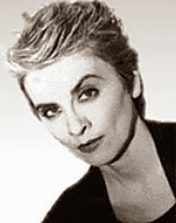 [Imagem: Camille__Paglia.jpg]