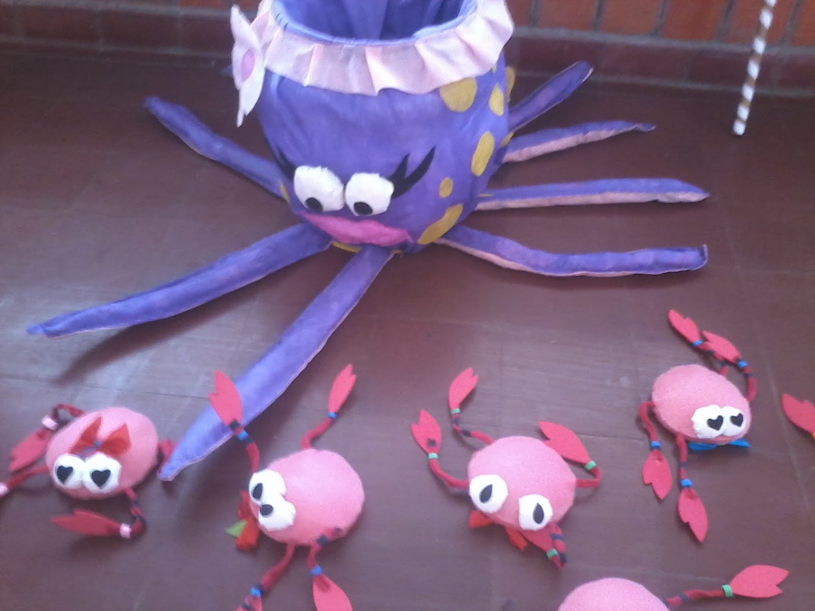 juegos de emboque con material reciclado