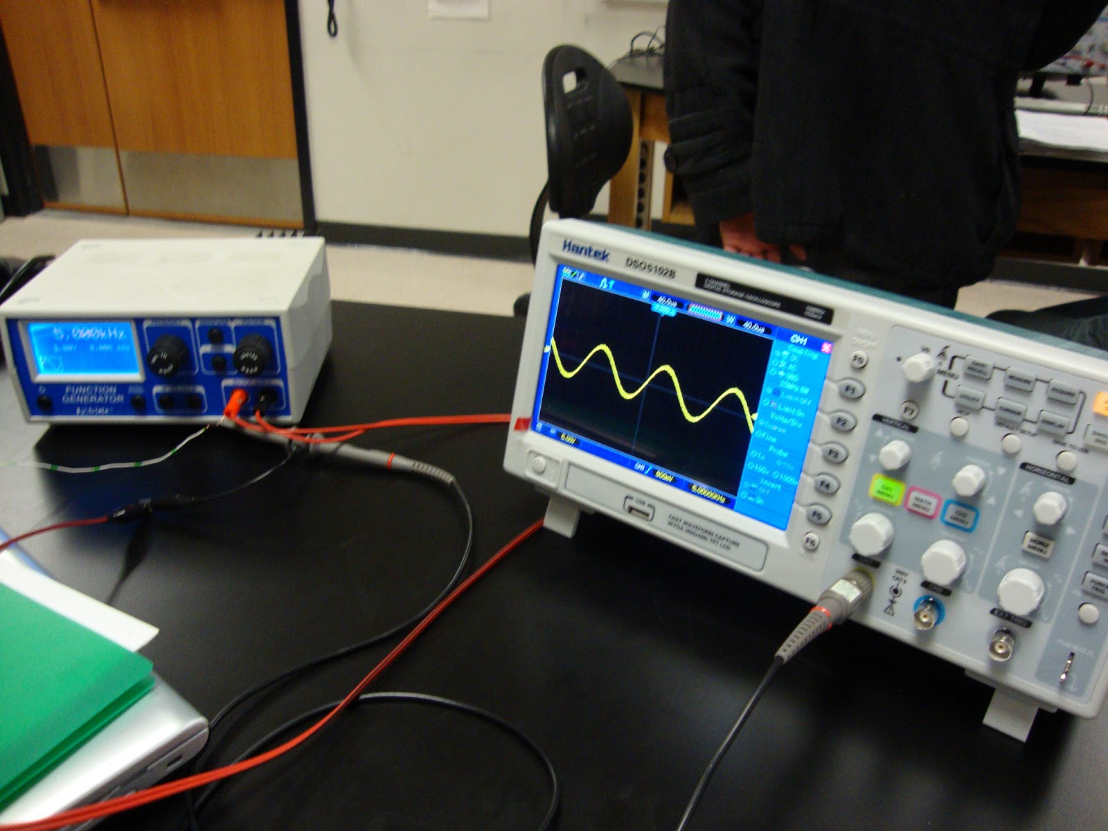 Engineering44 rkwok Oscilloscope 101