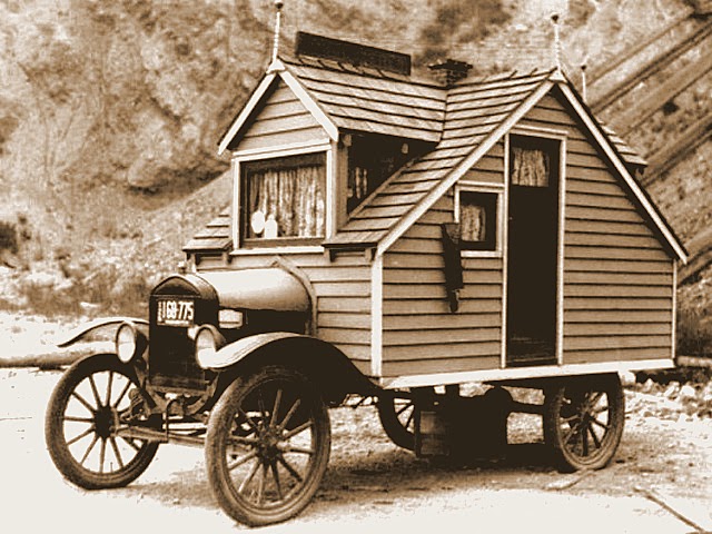 Little House On Wheels the flying tortoise: a quirky little house on wheels from the Little House On Wheels the flying tortoise: a quirky little house on wheels from the