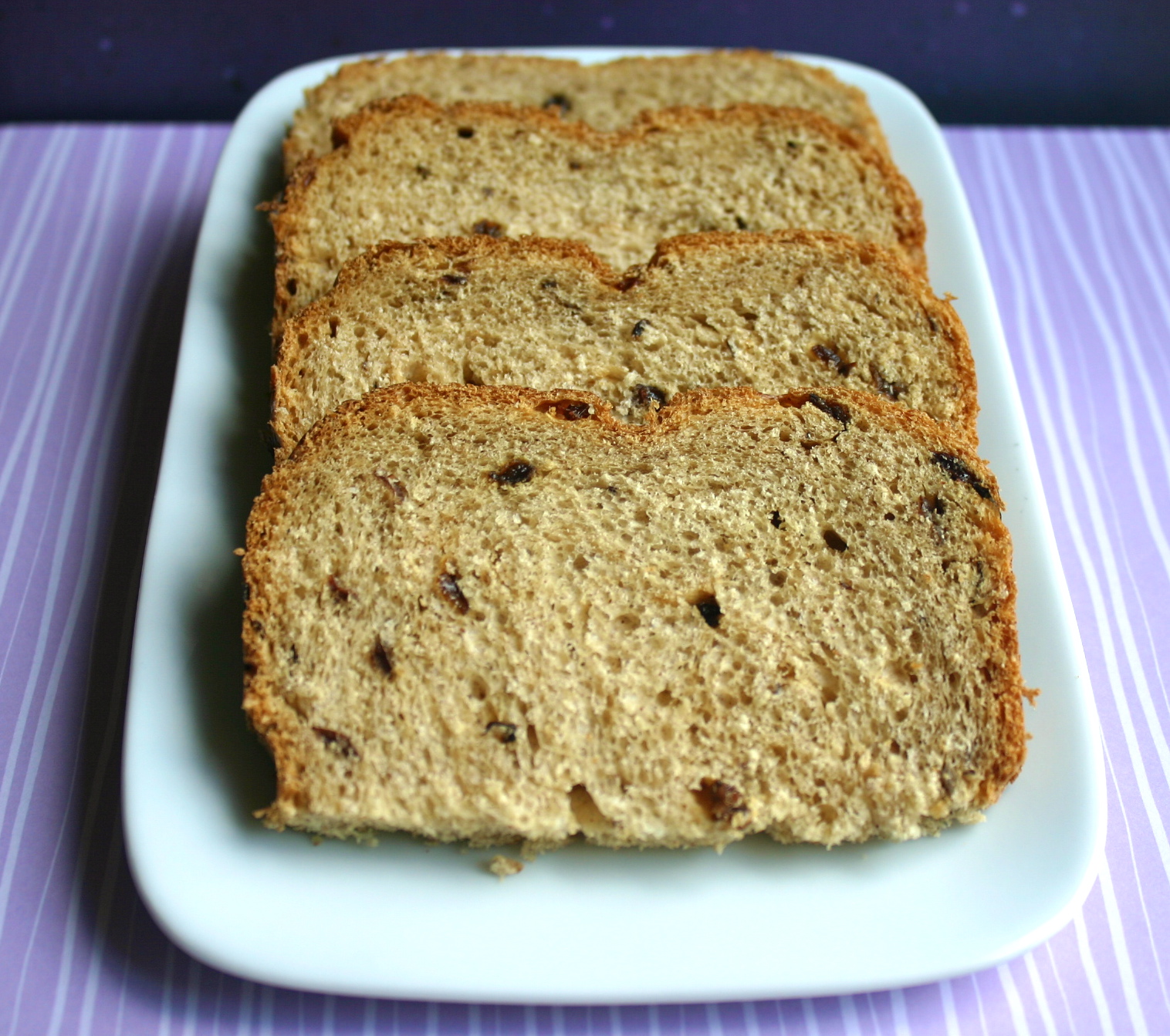 My Retro Kitchen Cinnamon Raisin Bread (Bread Machine)