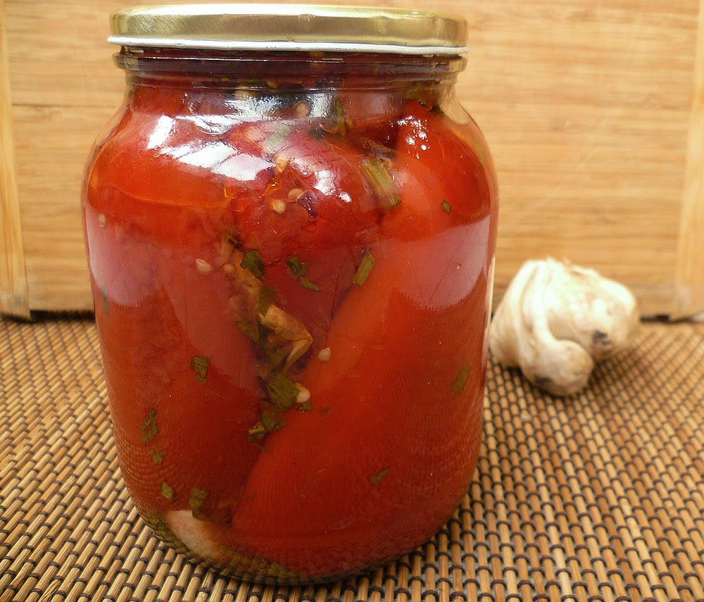 Парена капия в доматен сос