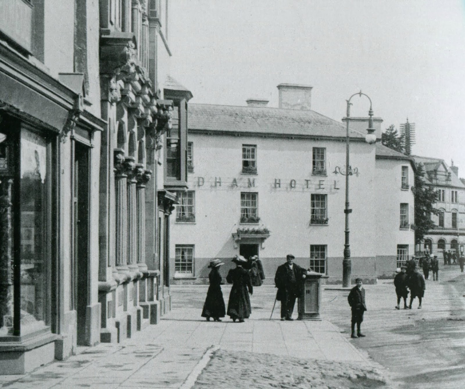 Facts about Bridgend Did you know? Louvain Rees • hellohistoria