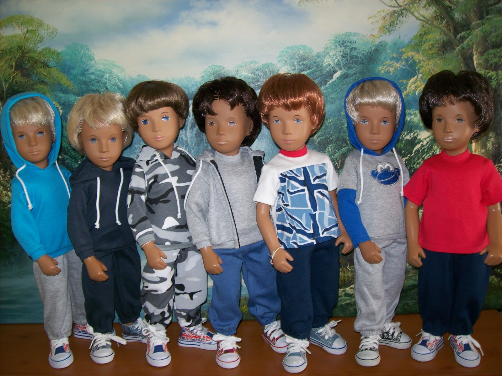 Sasha & Friends Dolly Doodle Dudes and Dudettes