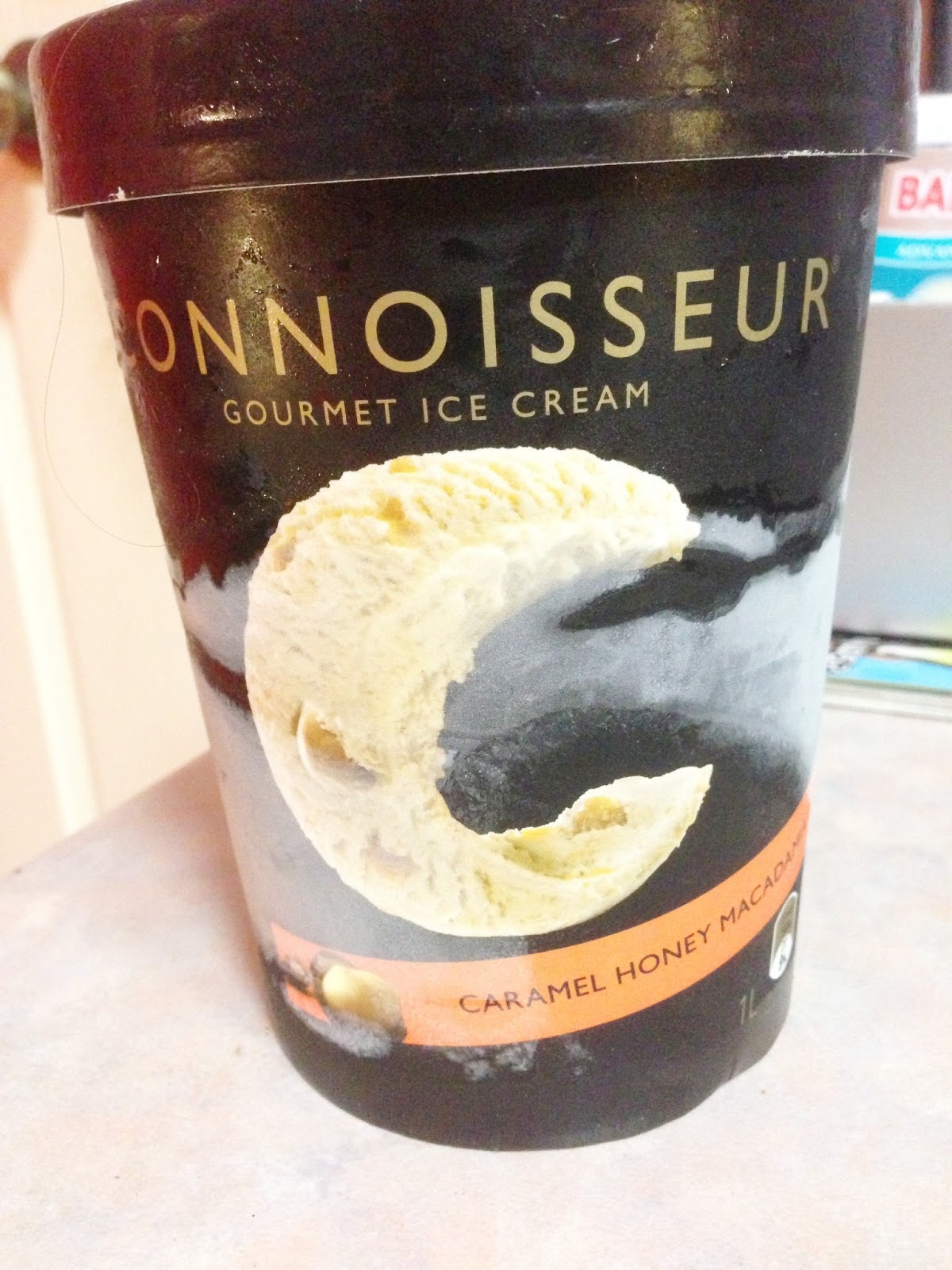 She Loves Ice Cream Connoisseur Caramel Honey Macadamia