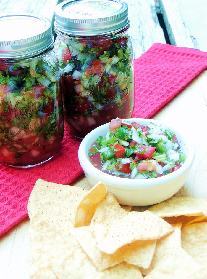 Salsa Fresca (Restaurant Style Salsa) Bobbi's Kozy Kitchen