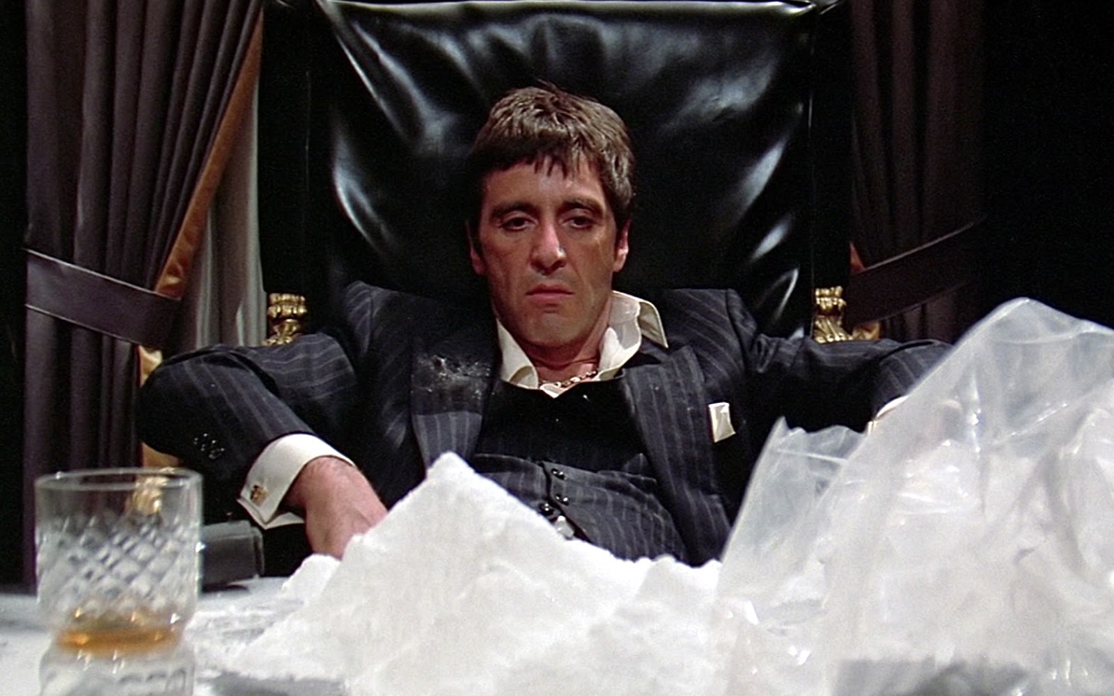 scarface-1983-1683877-1.jpg