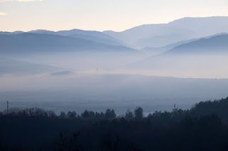 I love the way the mist covers the hills, nearly I love the way the mist covers the hills, nearly