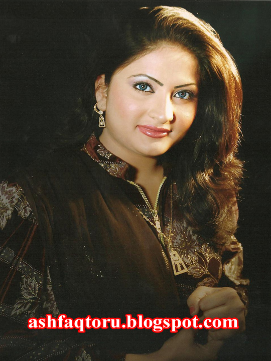 Salma-Shah-Six-Video ... : Pashto CD's, TV and TeleFilm Actress Salma Shah Modeling Still