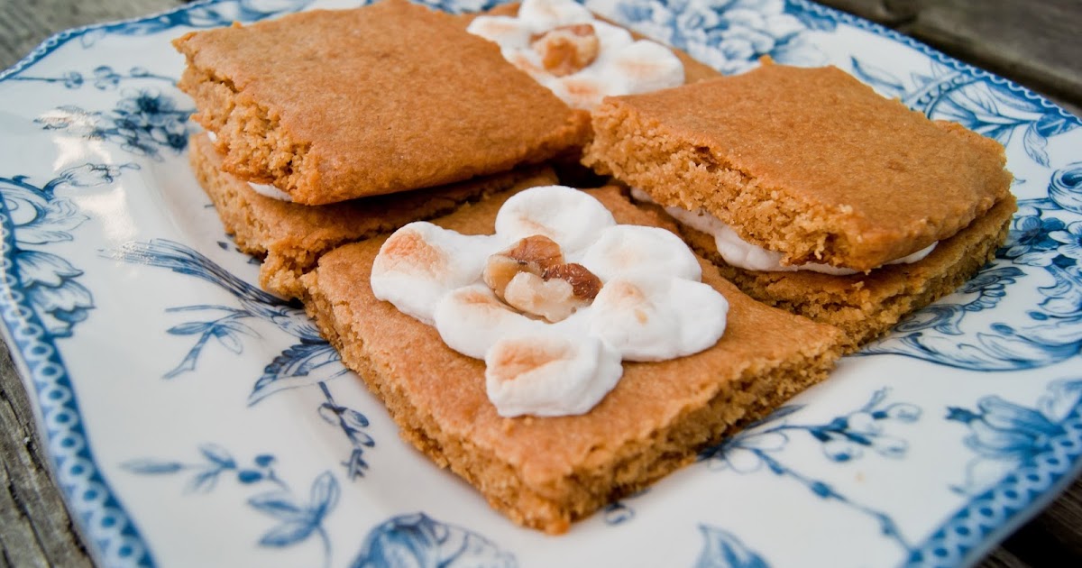 Kitchen Historic Ginger Wafers/Marshmallow Sandwiches/Marshmallow